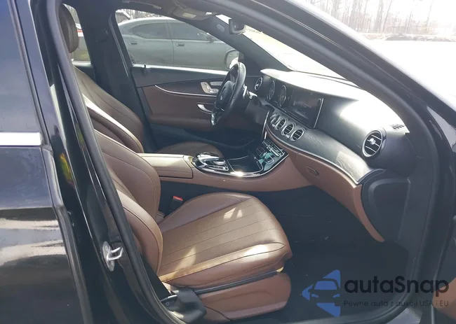 WDDZF4KBXHA158062: 44476803