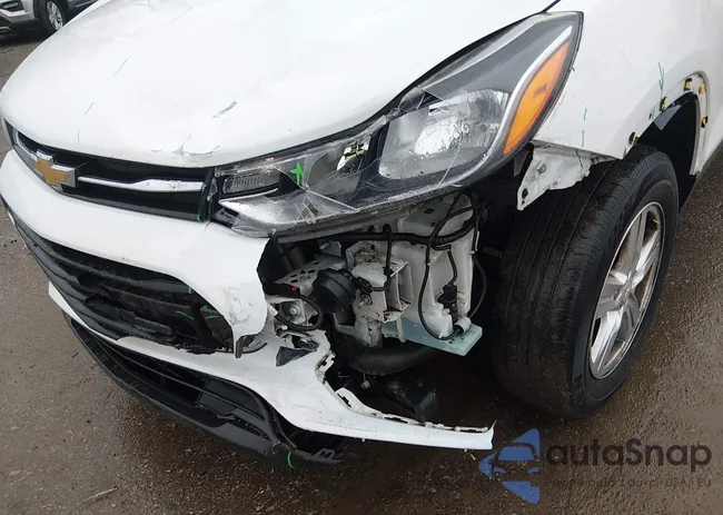 KL7CJNSB4JB575176: 44476936