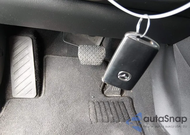 JM1GL1UMXM1604339: 44477085