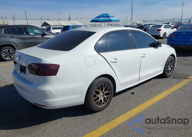 3VW2K7AJ0EM431569: 44477153