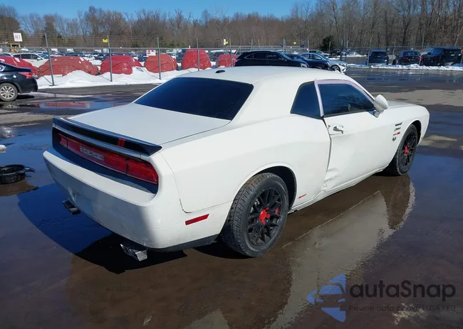 2B3CJ4DV8AH103740: 44477202