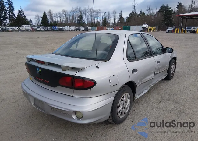 1G2JB524727437715: 44477273