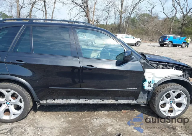 5UXZW0C52CL670471: 44477290