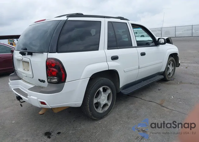 1GNDS13S872151561: 44476425