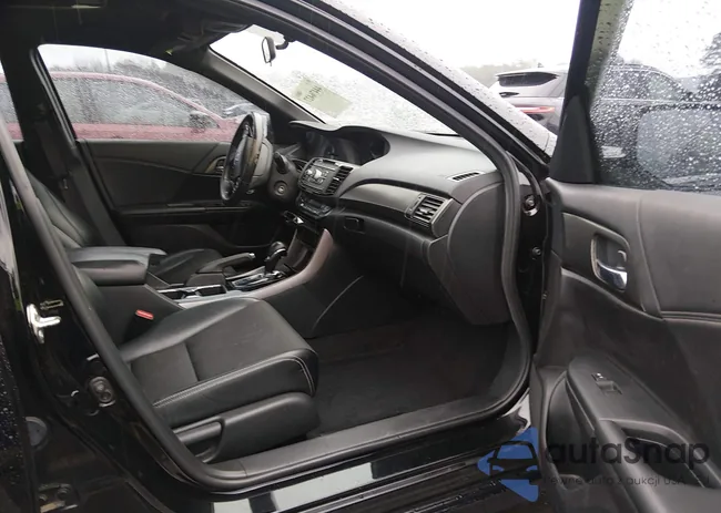 1HGCR2F58GA177757: 44476427