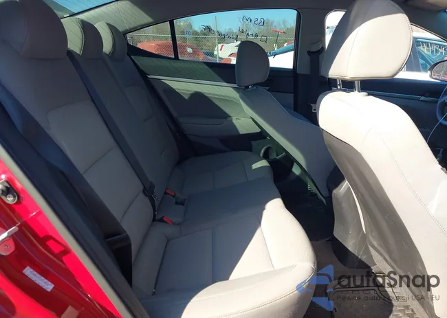 KMHD84LF3KU744846: 44476615