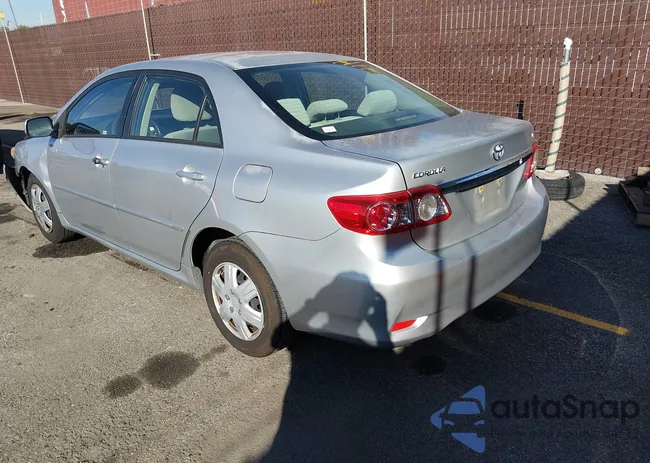 JTDBU4EE1BJ104454: 44477782