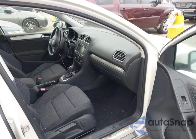 WVWDM7AJ3DW123879: 44477808