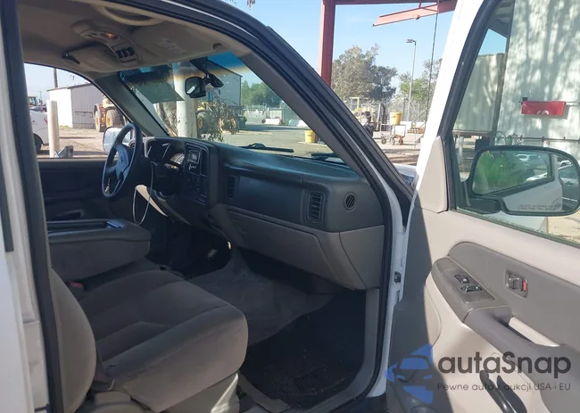 1GKEC13V93R230652: 44477852