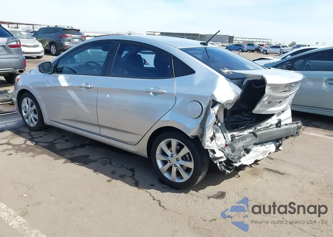 KMHCU4AE9CU247108: 44478075