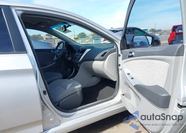 KMHCU4AE9CU247108: 44478075