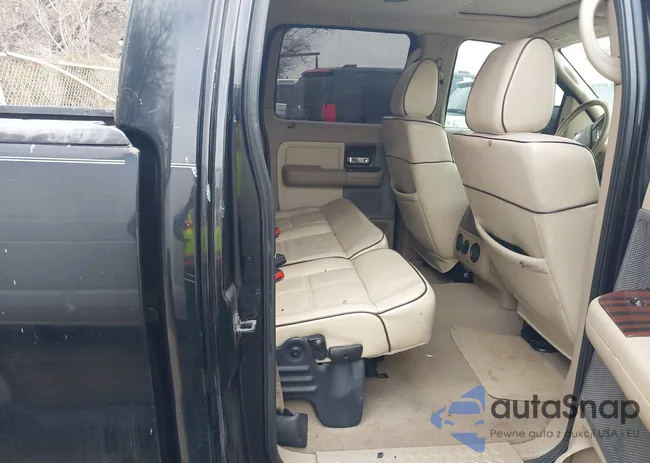 5LTPW18596FJ08946: 44478086