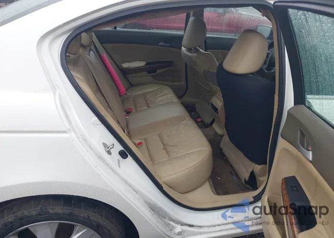 1HGCP3F84AA029862: 44478140