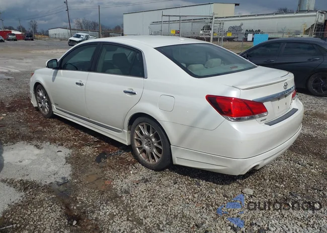 4T1BK3DB8CU447300: 44478263