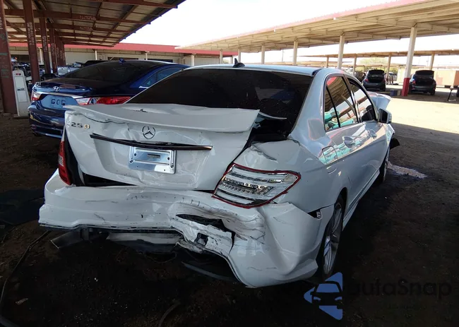 WDDGF4HB4EA960956: 44478307