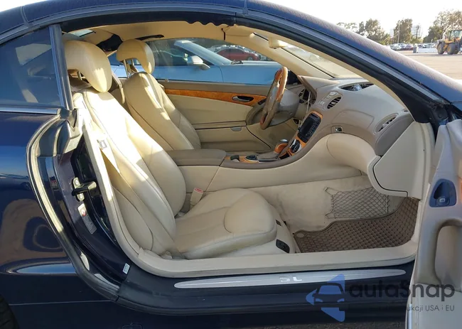 WDBSK75FX4F071068: 44477404