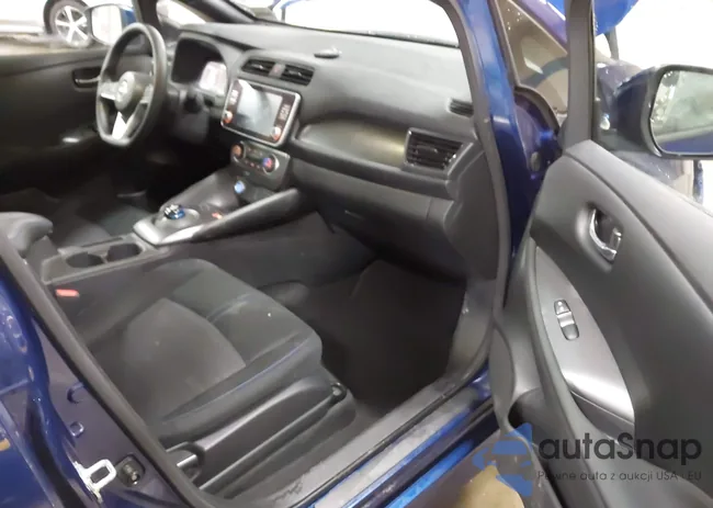 1N4AZ1BV0PC555893: 44477621