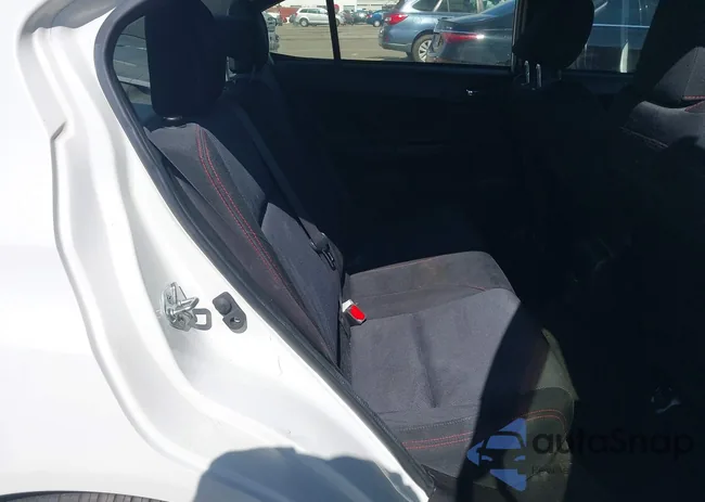 JF1VA1D67F9825535: 44478756