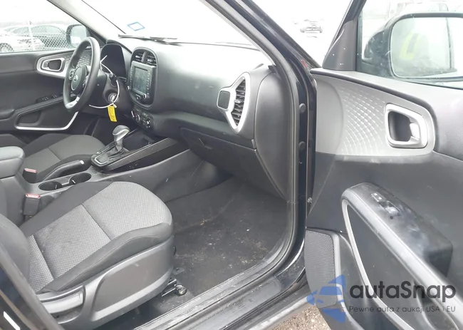 KNDJ23AU8L7029050: 44478841