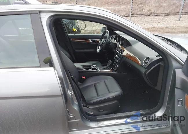 WDDGF4HB9CR200925: 44478870