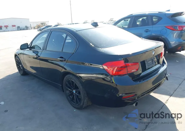 WBA8E1G53HNU13599: 44478908