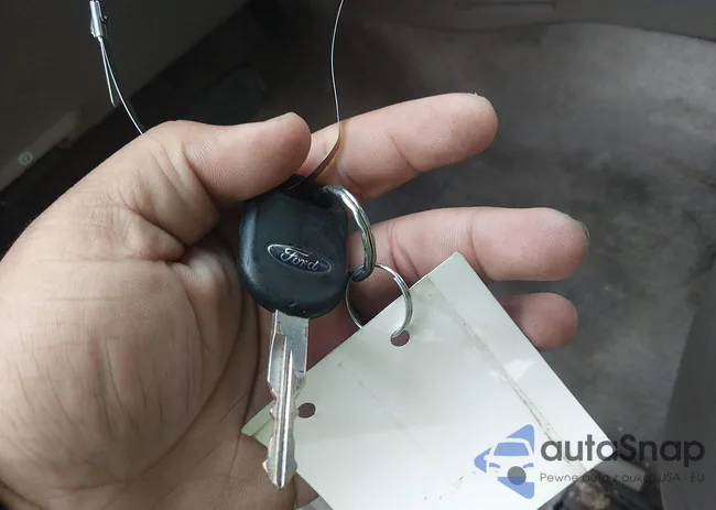 1FMZU74K83UC61871: 44478940