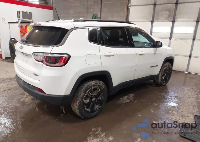 3C4NJDBBXKT813490: 44478976