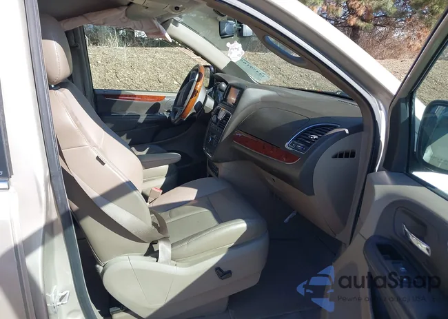 2C4RC1GG1CR237310: 44479165