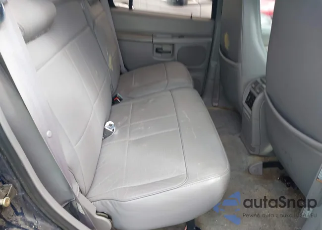 1FMDU32X4TUD33067: 44478617