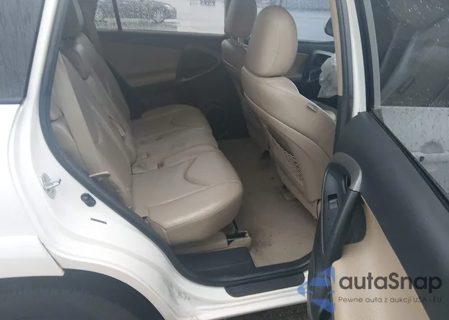 2T3DF4DV8CW249997: 44478649