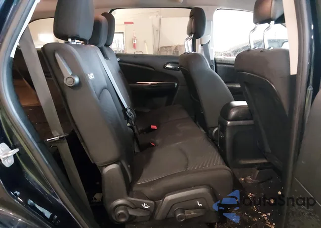 3C4PDCBG1HT591470: 44479846