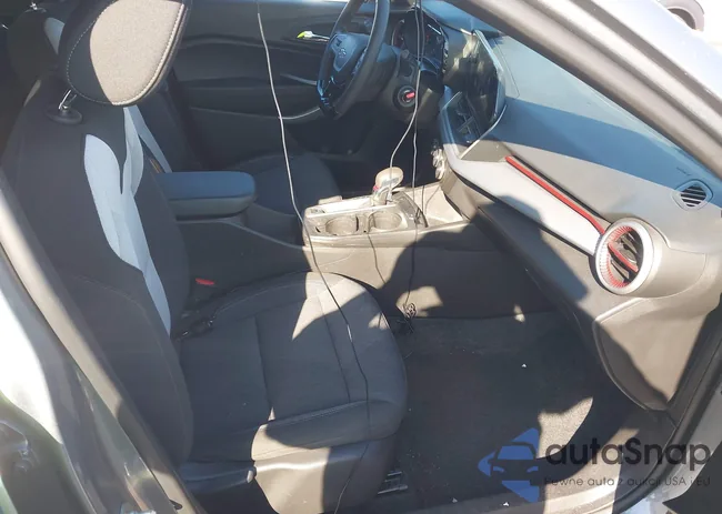 KL77LGE28RC121067: 44479937