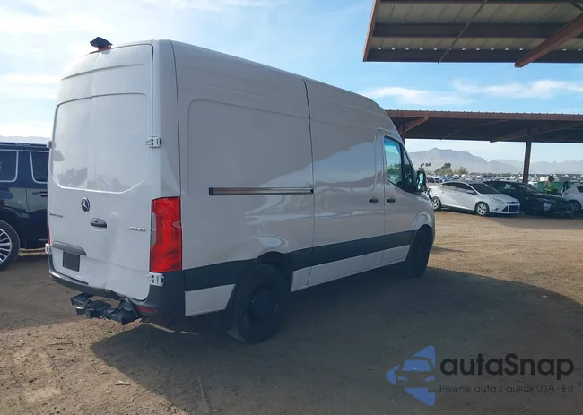 W1Y4KBHY6ST203442: 44479984