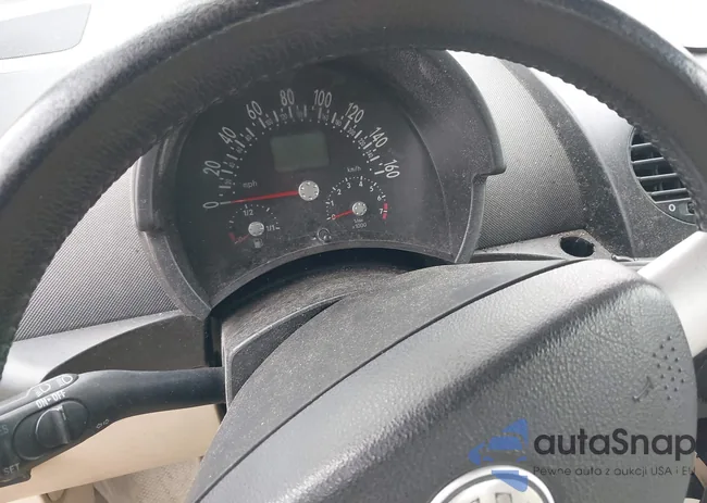 3VWCD31Y25M312832: 44480102