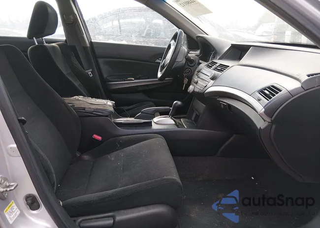 1HGCP26758A085787: 44480112