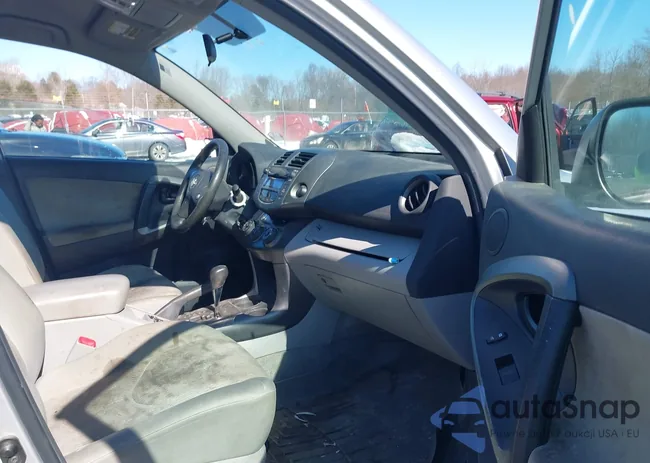 2T3BF4DV5AW067047: 44480295