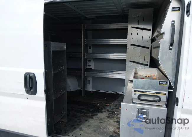 3C6TRVAG2LE120669: 44480307