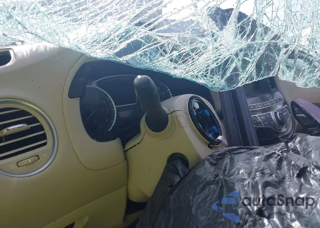 5N1AL0MN3DC335075: 44480311