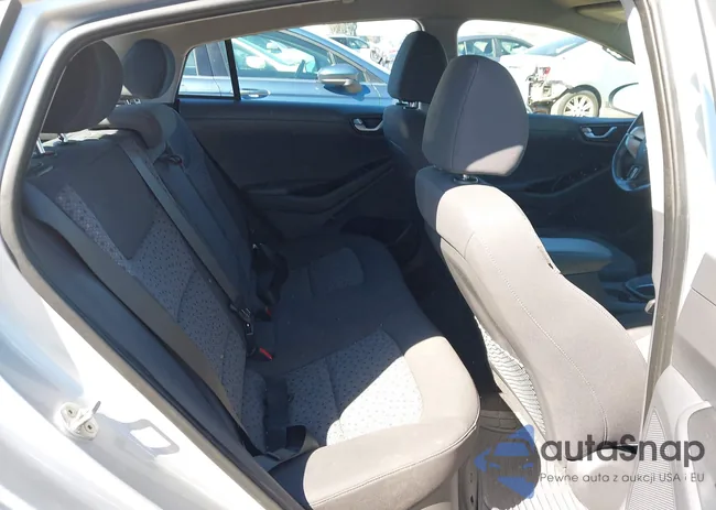 KMHC75LC7KU111664: 44480795