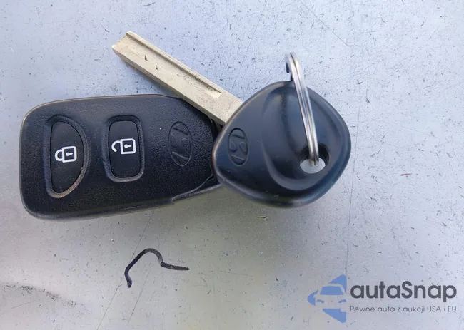 KMHCT5AE3HU321106: 44480927