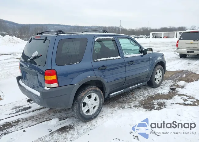 1FMYU041X1KC58554: 44481067