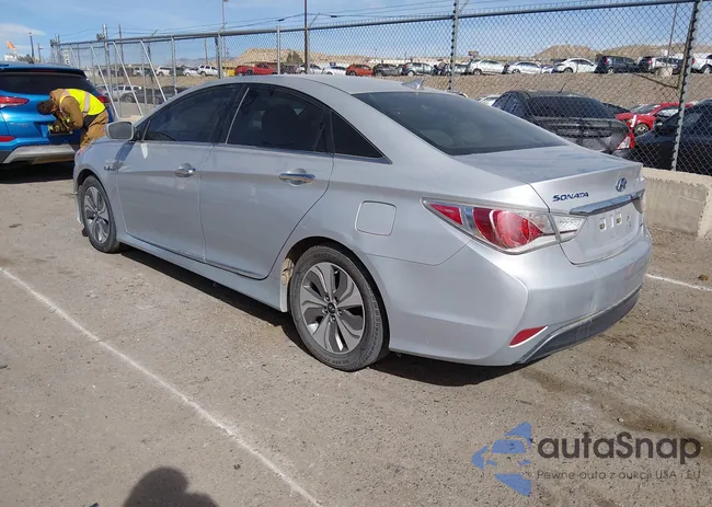 KMHEC4A4XFA130839: 44480642