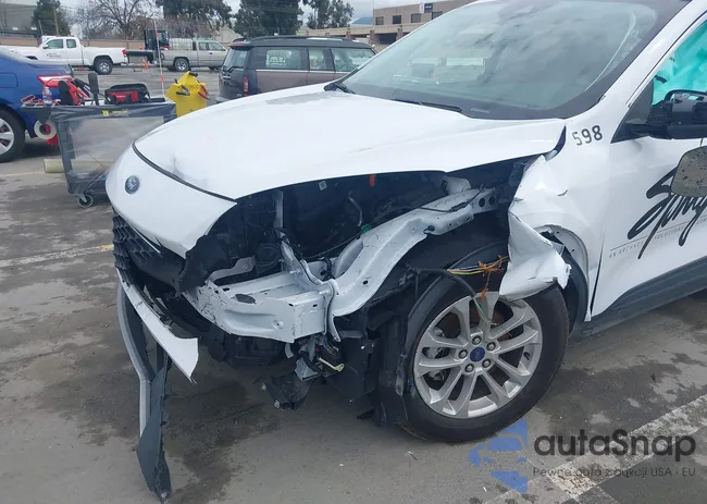 1FMCU0BZ9NUA71013: 44480708