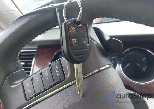 1FAHP2EW3CG121047: 44481813