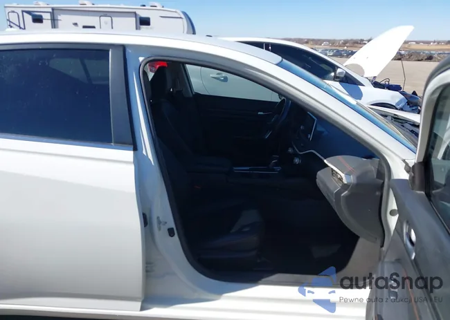 1N4BL4CV6NN326108: 44481847