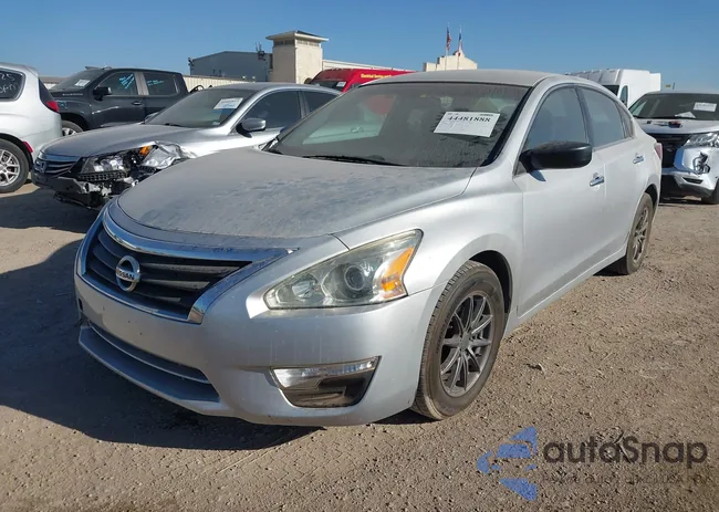 1N4AL3AP1EC272318: 44481888