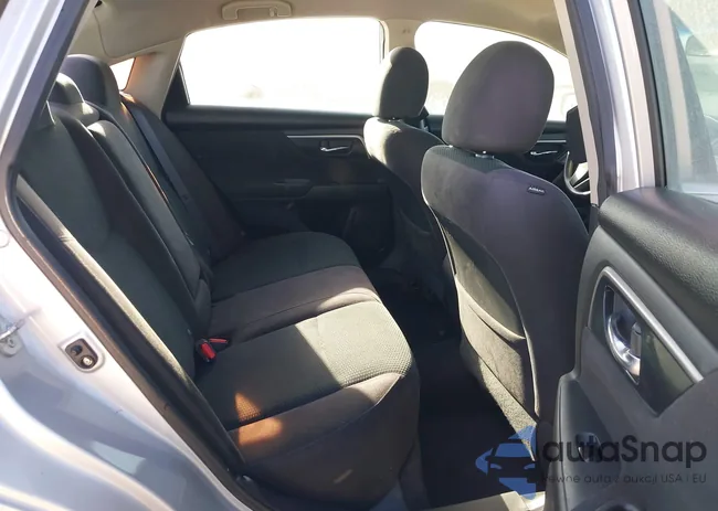 1N4AL3AP1EC272318: 44481888