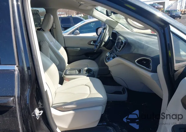 2C4RC1DG2MR525746: 44482181