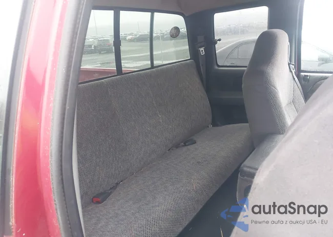 3B7HF12Z8XG132500: 44482220