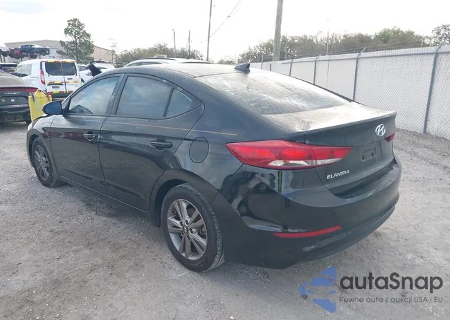 5NPD84LF7JH281168: 44481577